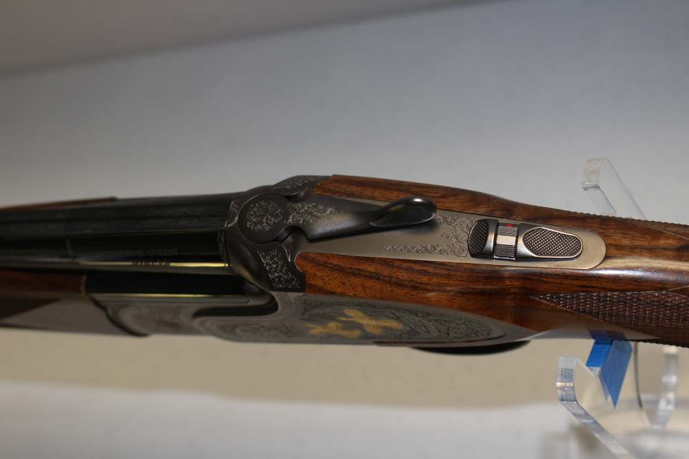Caesar Guerini Magnus Sporting, 12 gauge, 32" barrels, New in case-img-22