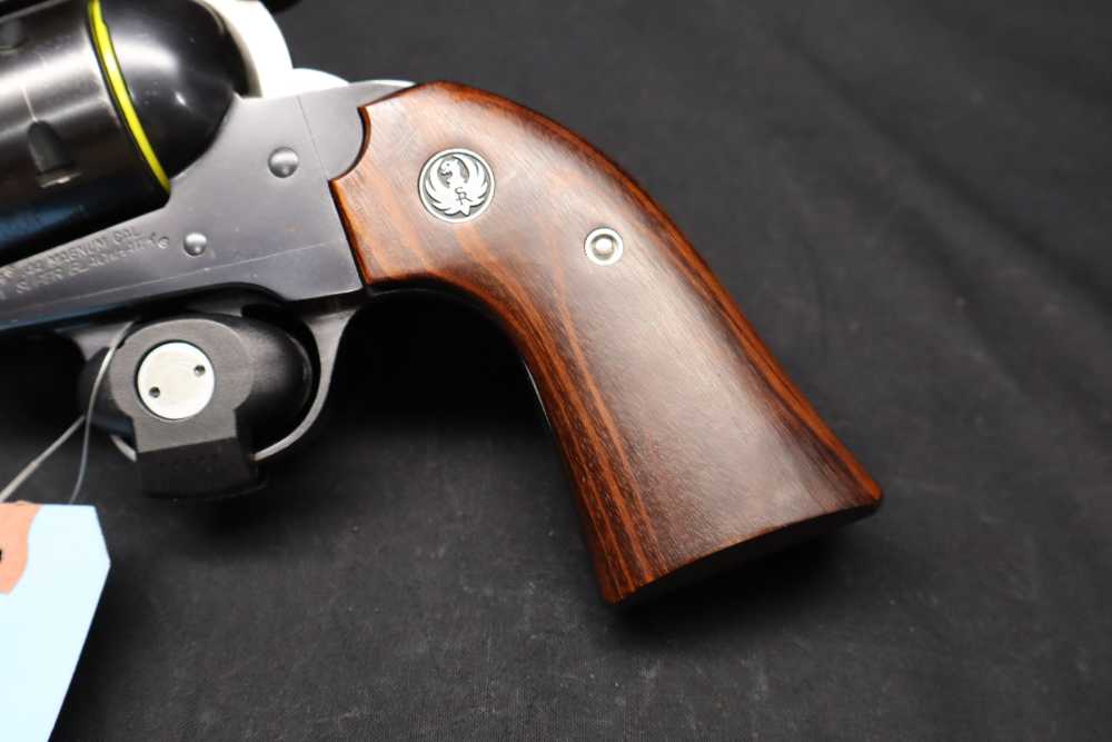 Ruger New Model Super Blackhawk .44 Magnum – Blued Engraved – Bisley Grips-img-5