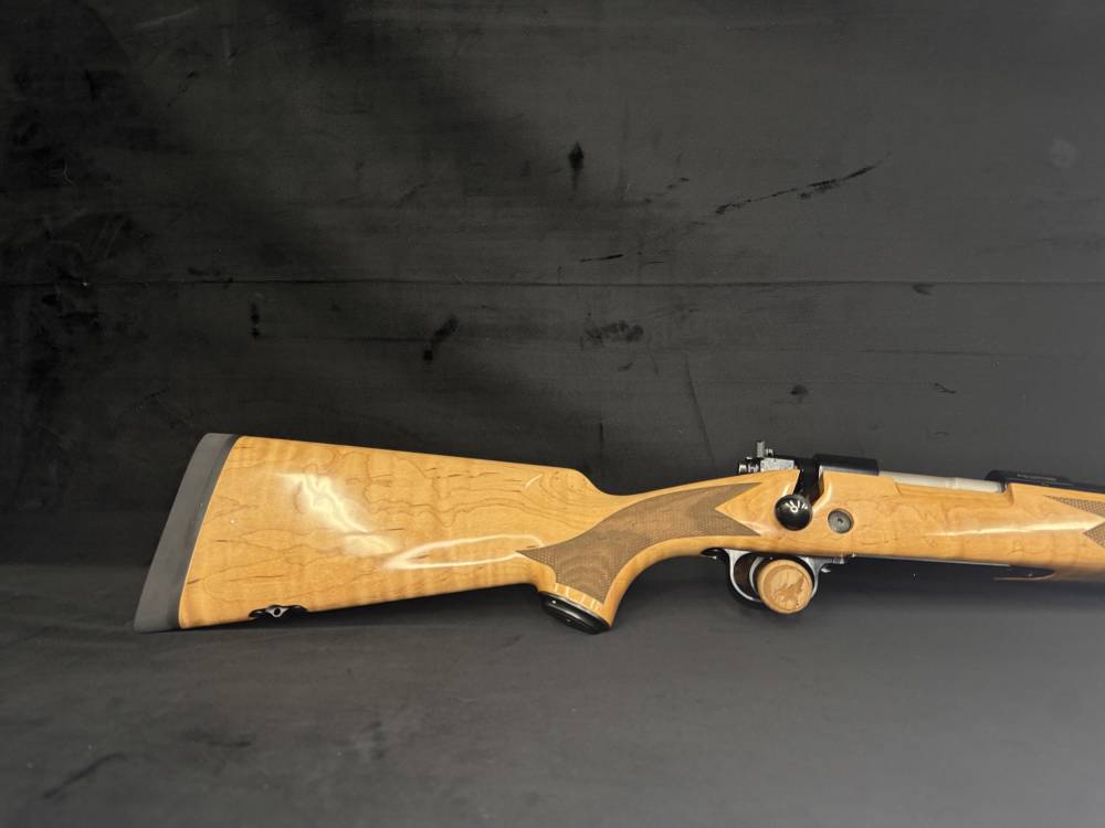 New! Winchester Model 70 Super Grade .243 Win 22" Barrel 535218212-img-1