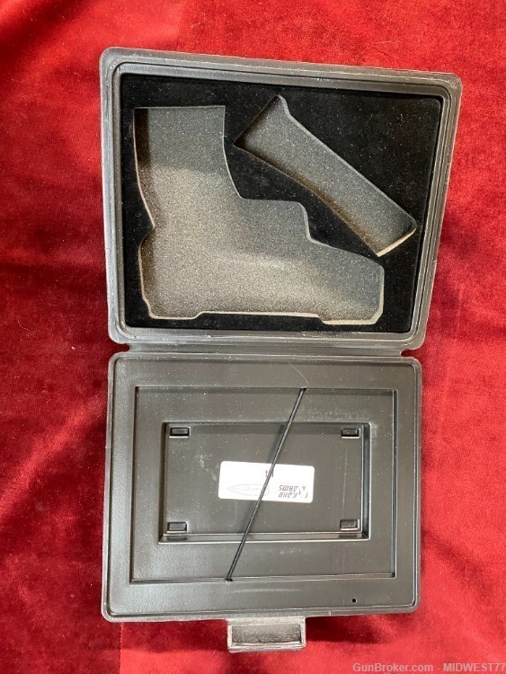 KAHR ARMS PISTOL CASE-img-3