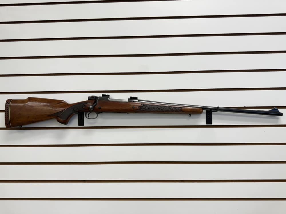 Winchester Model 70 .300 Win Mag Bolt Action Rifle – 1968 – 24in Walnut-img-7