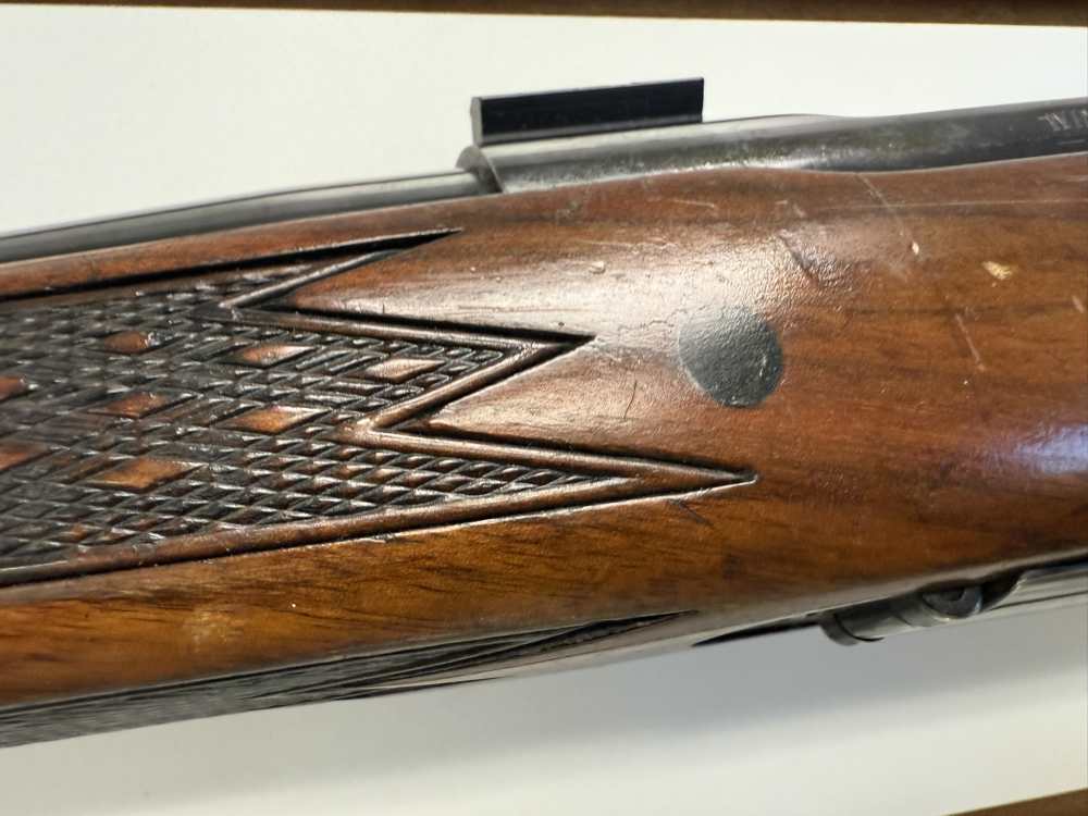 Winchester Model 70 .300 Win Mag Bolt Action Rifle – 1968 – 24in Walnut-img-17