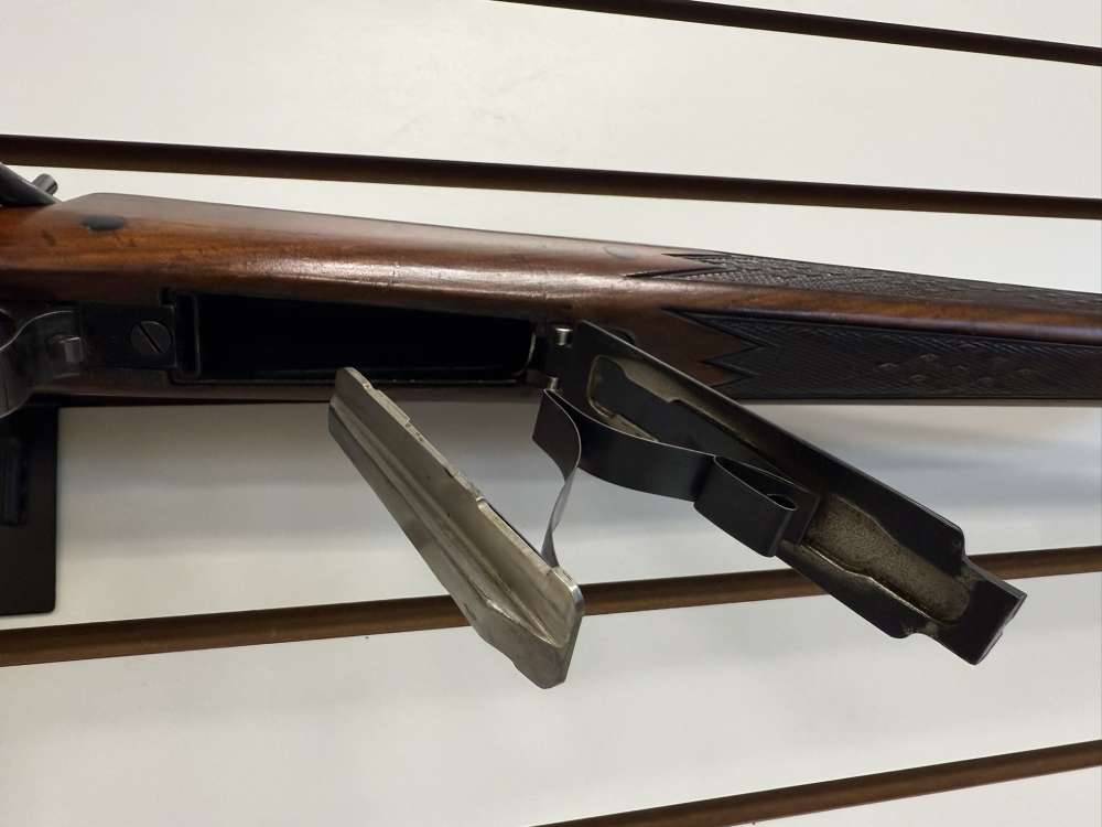 Winchester Model 70 .300 Win Mag Bolt Action Rifle – 1968 – 24in Walnut-img-14
