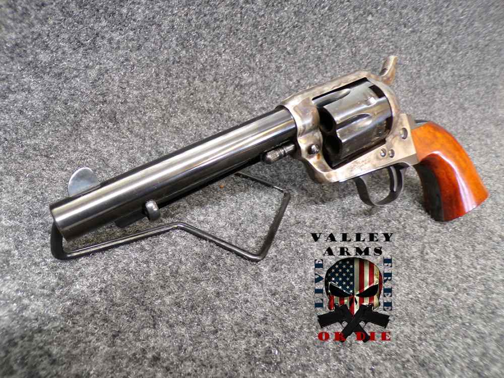UBERTI CATTLEMAN AVANCARICA BLACK POWDER REVOLVER, .44 CAL, 5.5", W/BOX-img-4