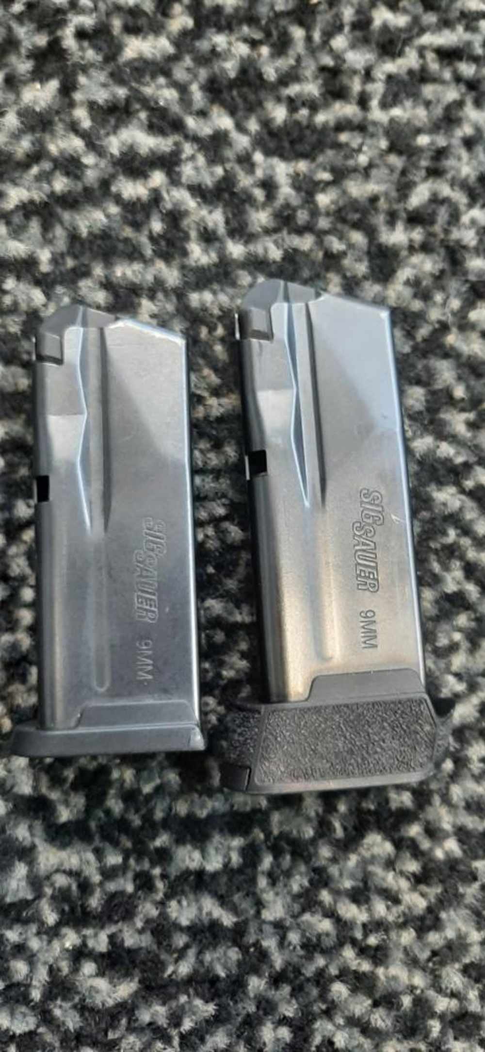 SIG SAUER PISTOL P365 NITRON TWO MAGS IN CASE WITH MANUAL-img-9