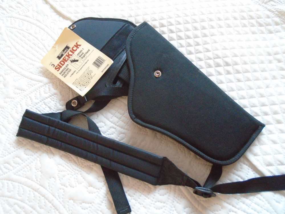 Uncle Mikes Sidekick Black shoulder holster for Scoped Handguns, as new-img-0