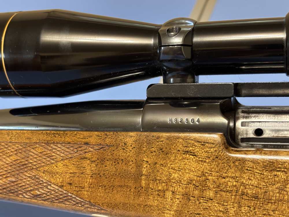 Weatherby Mark V 300 WTH MAG 24" LH Like New Rifle Awesome Piece-img-20