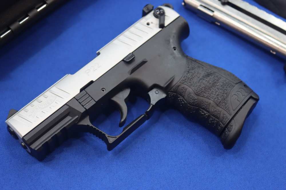 Walther Model P22Q Pistol 22LR 2-TONE SILVER 22 SA 10RD Threaded NEW P22 TB-img-2