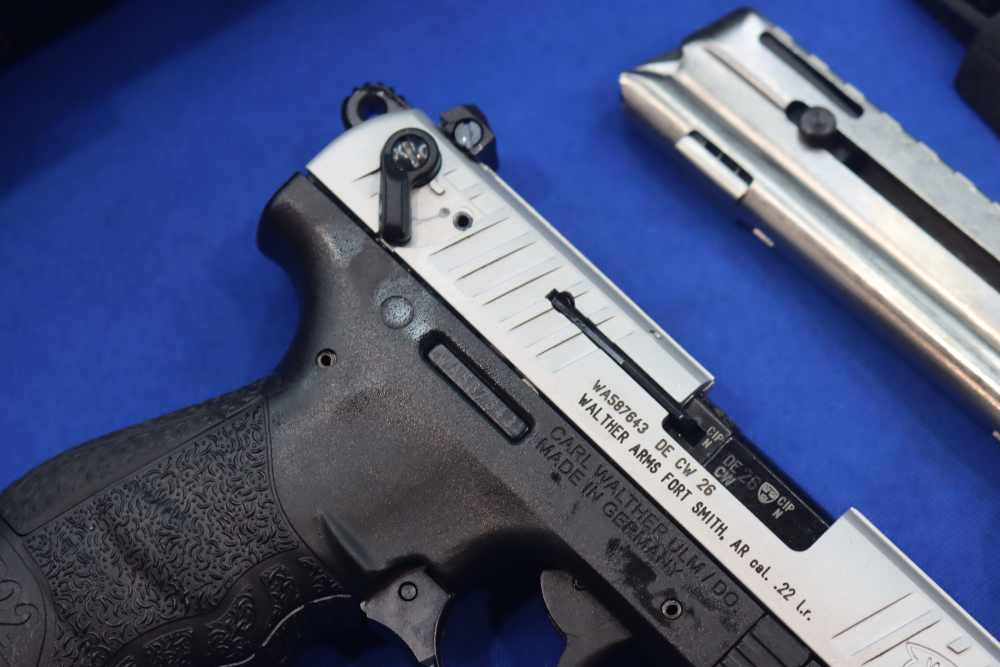 Walther Model P22Q Pistol 22LR 2-TONE SILVER 22 SA 10RD Threaded NEW P22 TB-img-10