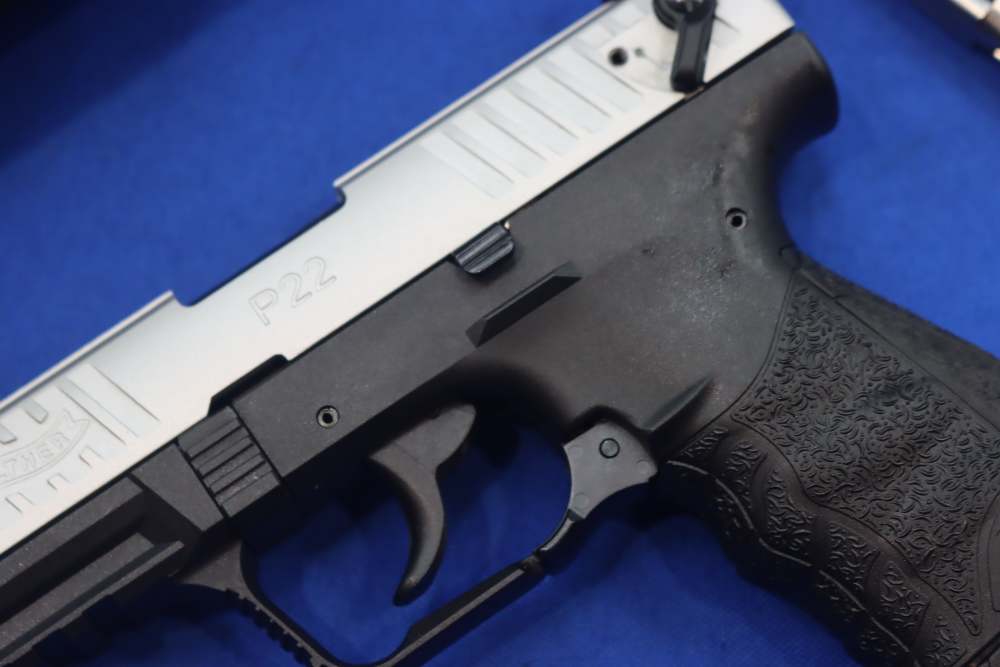 Walther Model P22Q Pistol 22LR 2-TONE SILVER 22 SA 10RD Threaded NEW P22 TB-img-4