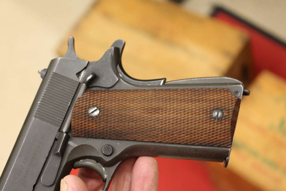 Colt 1911 A-1  (1944)-img-5