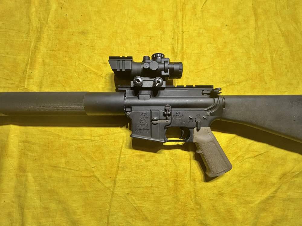 BUSHMASTER 20 INCH XM15-E2S 5.56 NON FLASH HIDER AR-15. NO RESERVE -img-0