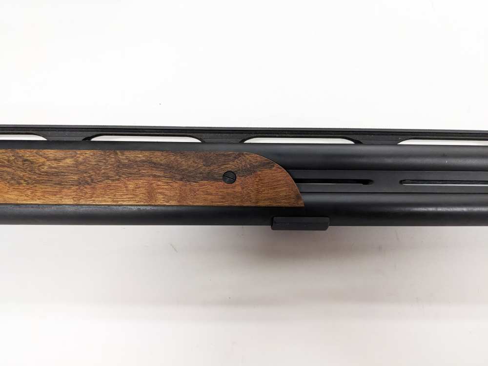 Factory Engraved Beretta Silver Pigeon Sporting 12GA 30" SP1 Case-img-7