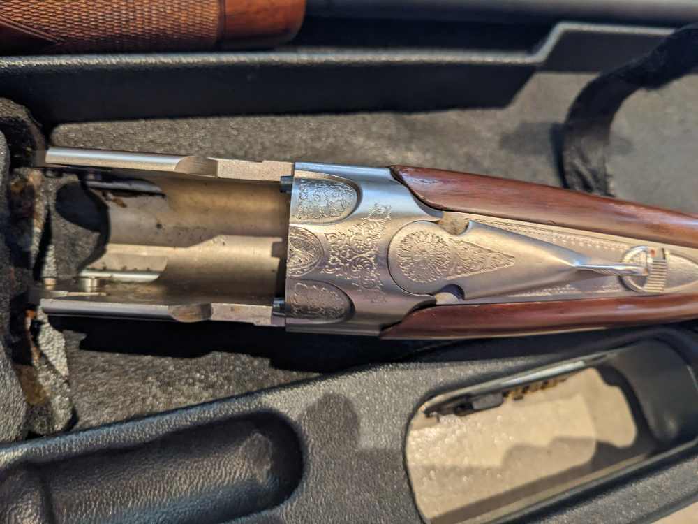 Factory Engraved Beretta Silver Pigeon Sporting 12GA 30" SP1 Case-img-24
