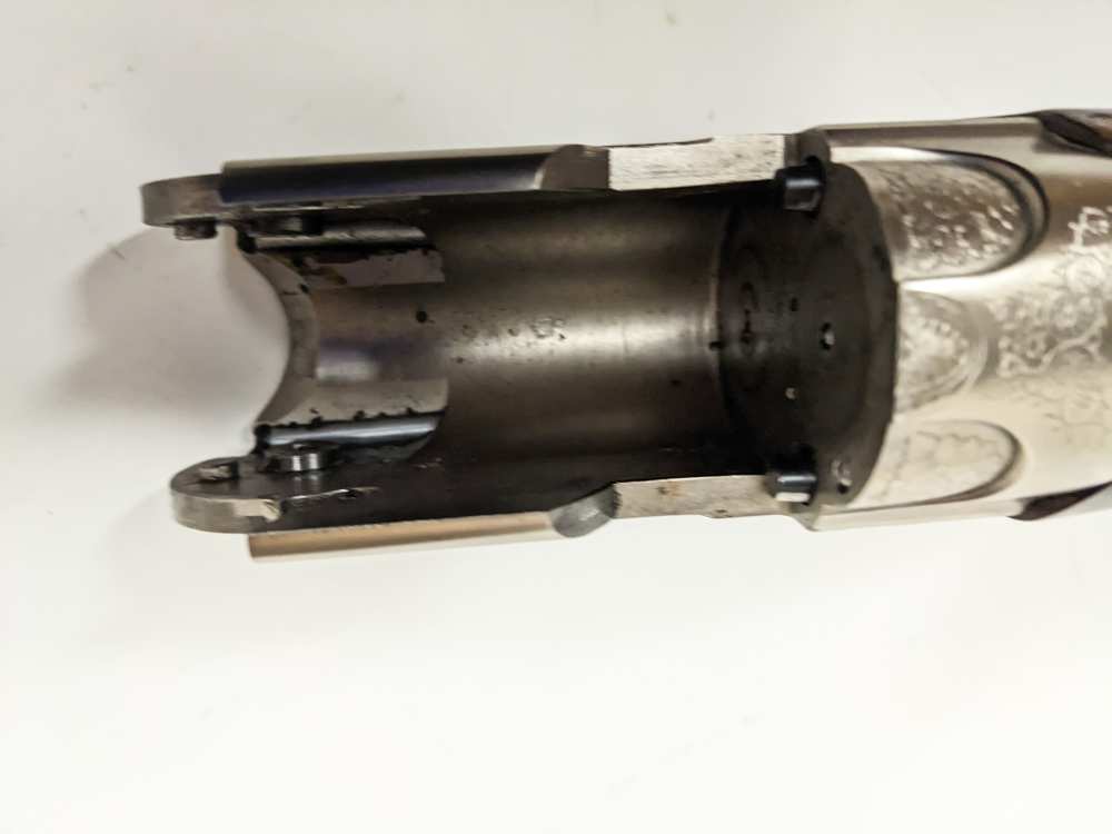 Factory Engraved Beretta Silver Pigeon Sporting 12GA 30" SP1 Case-img-9