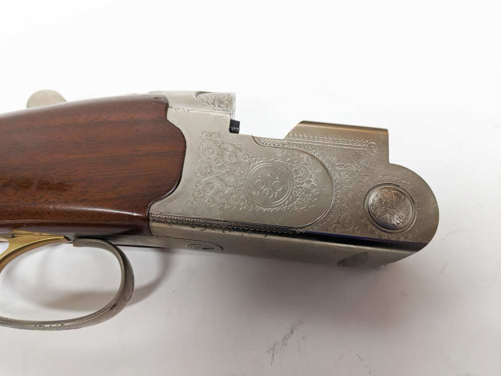 Factory Engraved Beretta Silver Pigeon Sporting 12GA 30" SP1 Case-img-1