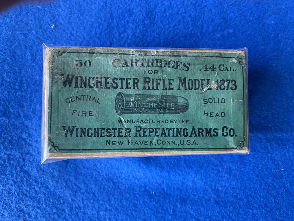 WINCHESTER AMMUNITION VINTAGE 44-img-0
