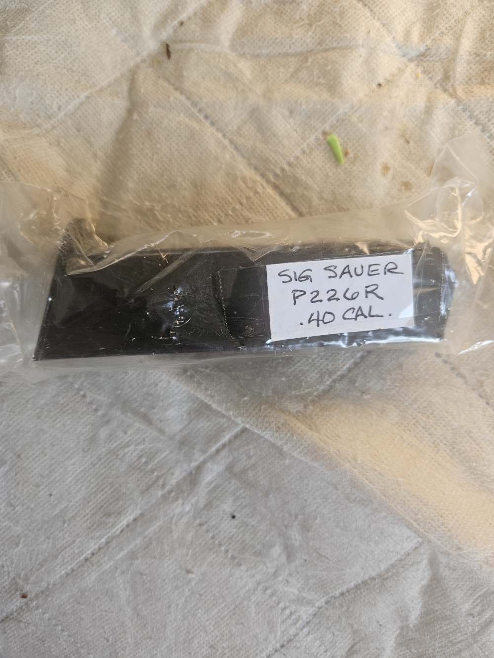 Sig 226 r magazine -img-0