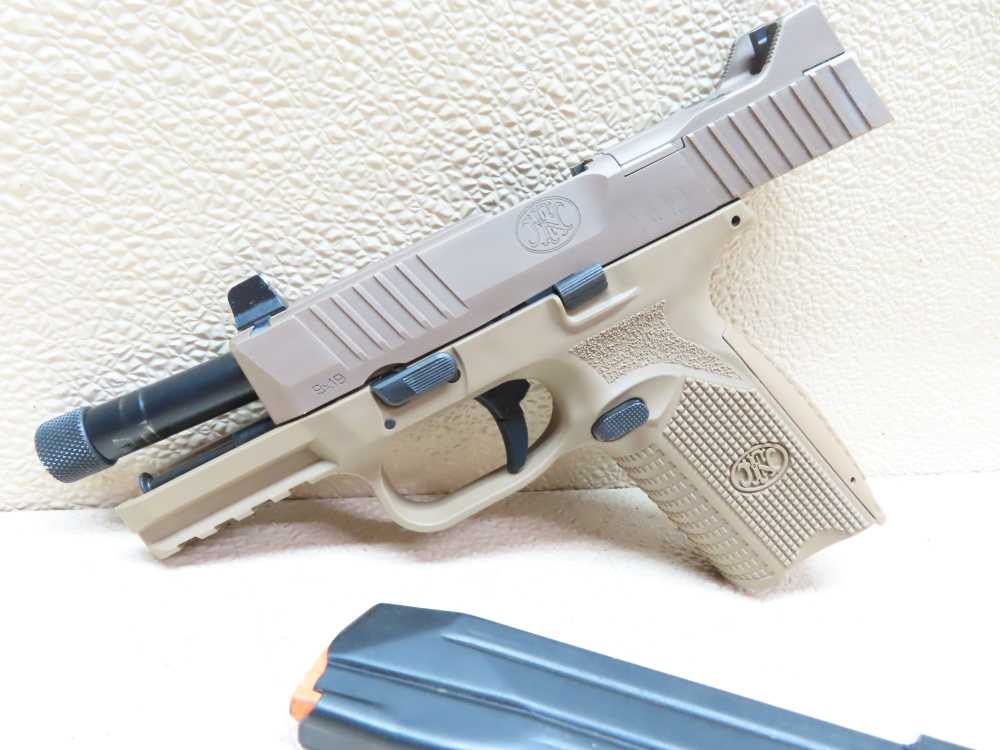 FN 509 Tactical Semi-Auto 9mm Pistol MOS, FDE 24rd Mag  NICE -img-19