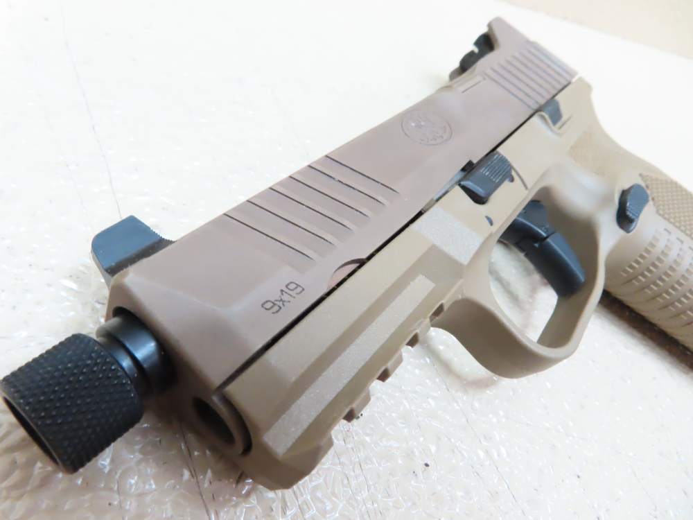 FN 509 Tactical Semi-Auto 9mm Pistol MOS, FDE 24rd Mag  NICE -img-25