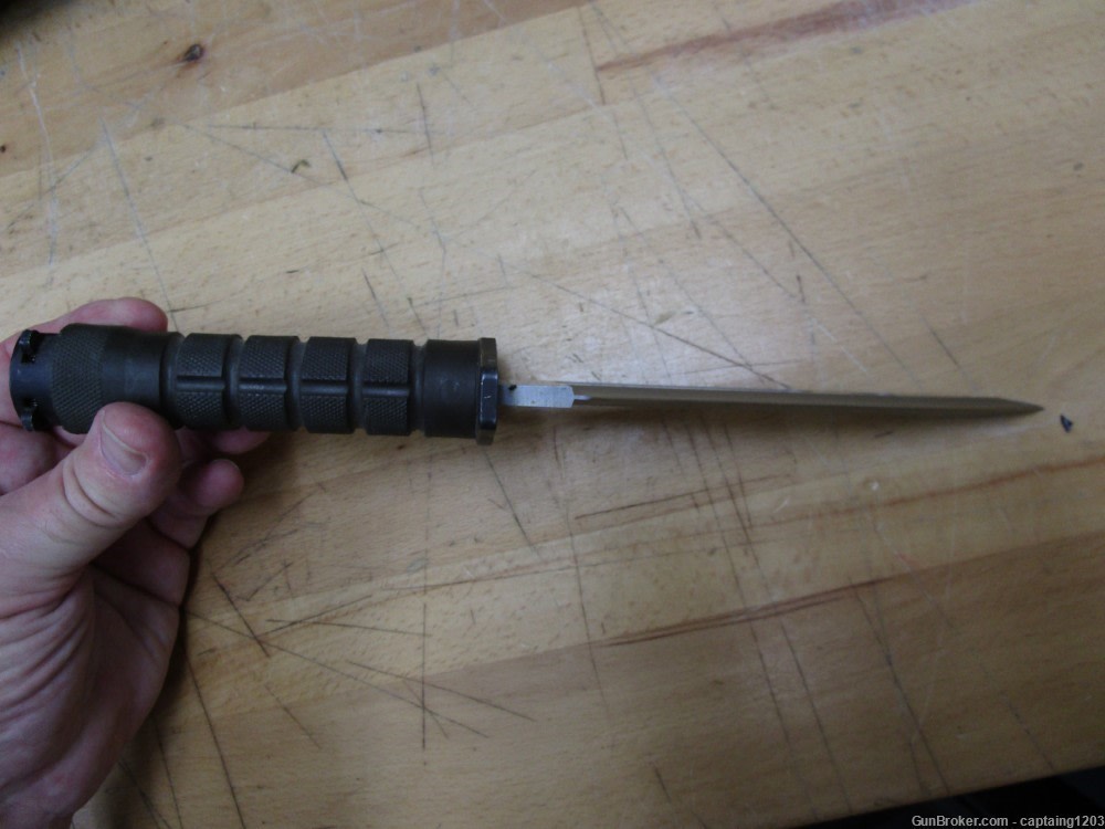 Phrobis III M9 Military Fixed Blade/Saw Tooth & Sheath- USA-NOS!-img-2
