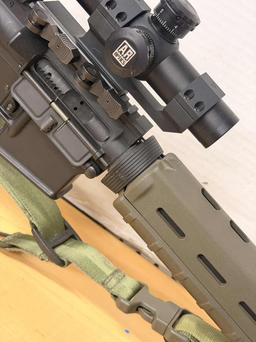 Bushmaster XM15-E2S W/Binary Trigger and Bushnell 1x Scope-img-9