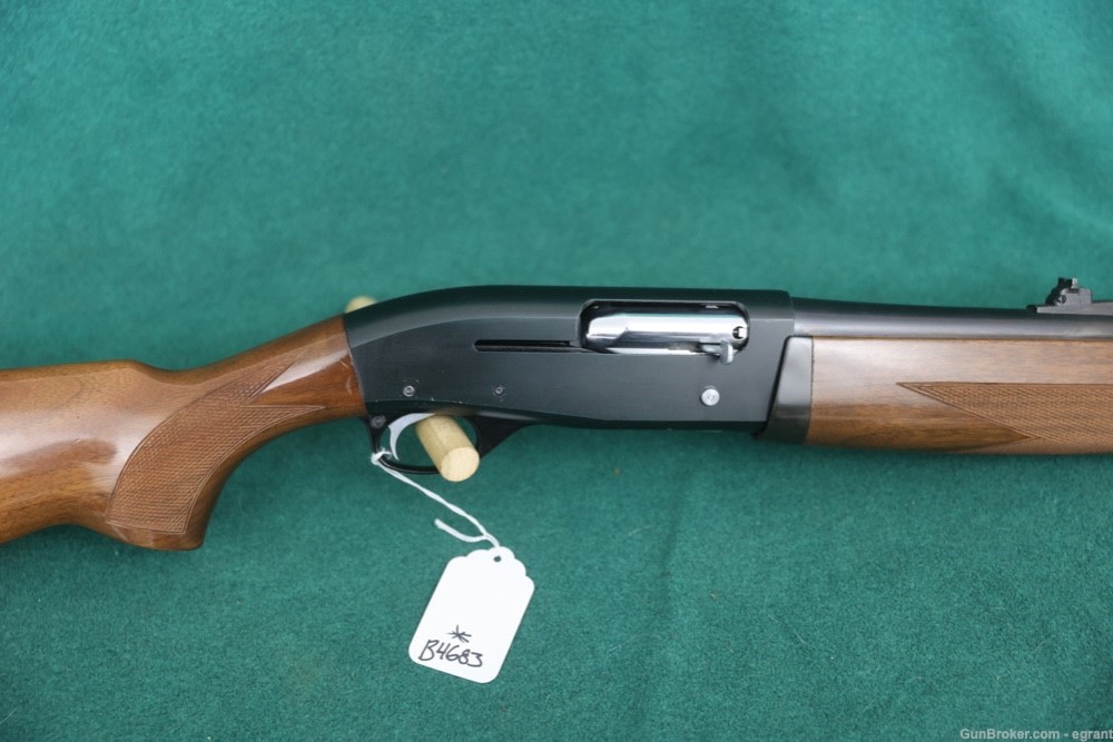 B4683* SKB 1300 12 Gauge Smooth Bore Slug 3" Magnum -img-0