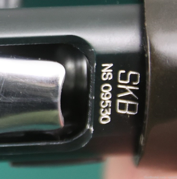 B4683* SKB 1300 12 Gauge Smooth Bore Slug 3" Magnum -img-8