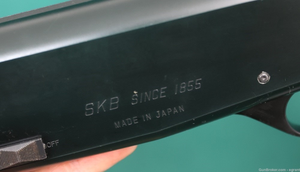 B4683* SKB 1300 12 Gauge Smooth Bore Slug 3" Magnum -img-3