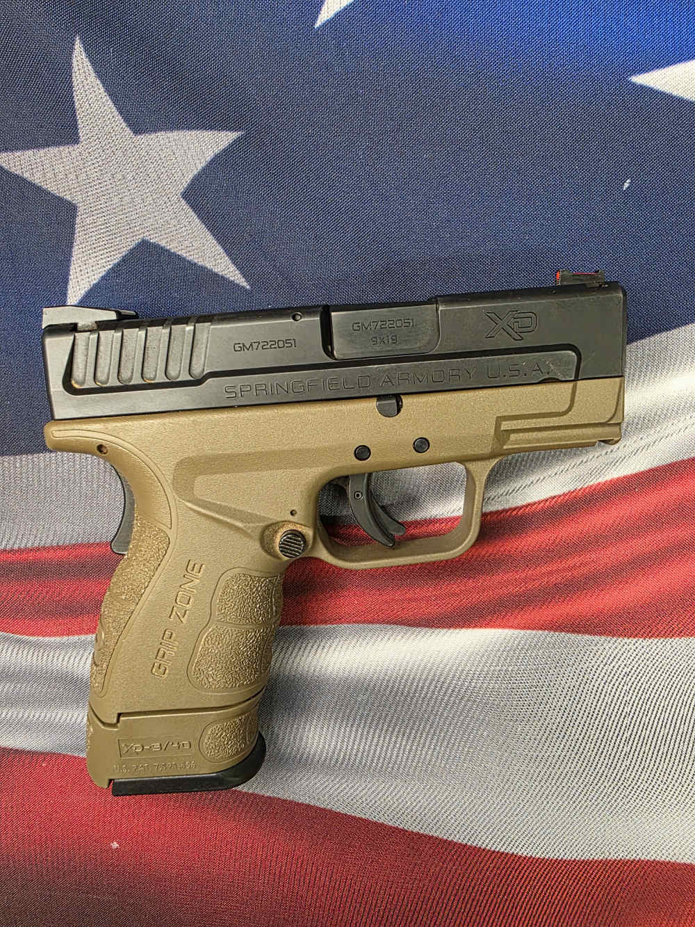 Used Springfield XD-9 Sub Compact in 9mm. -img-1