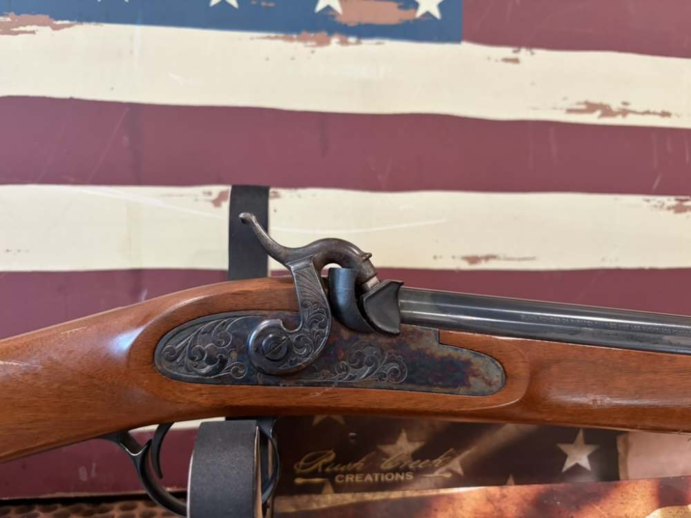 Thompson Center New Englander 50cal black powder-img-3