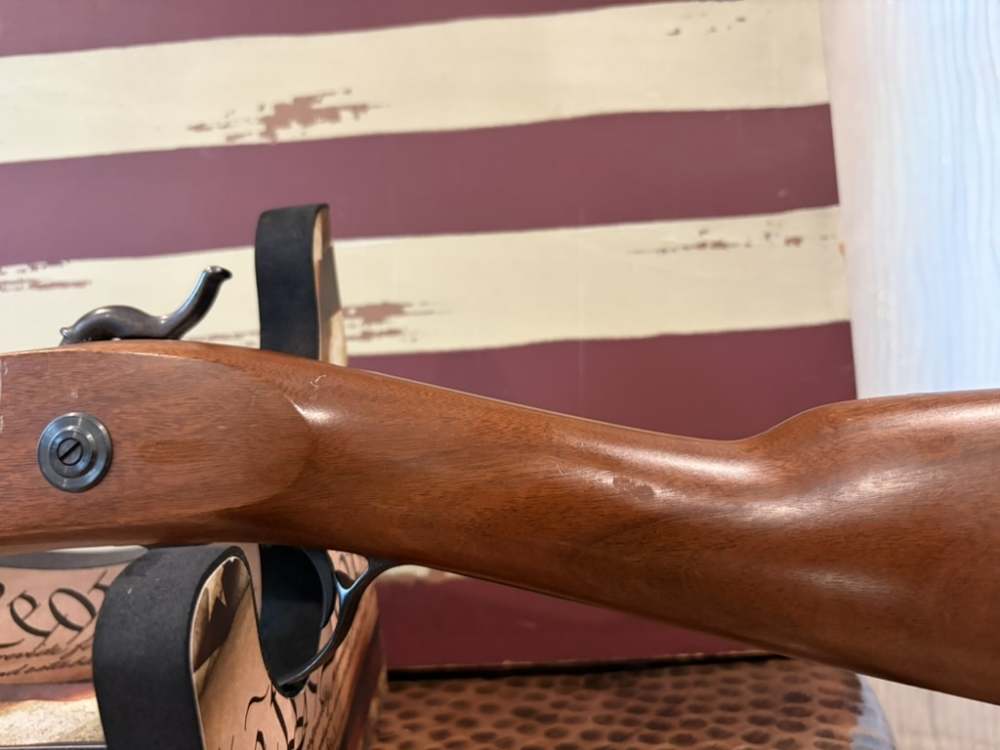 Thompson Center New Englander 50cal black powder-img-9
