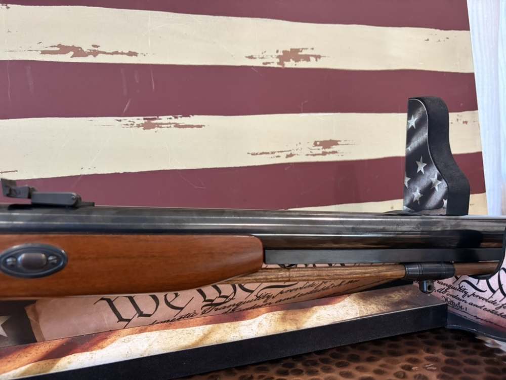 Thompson Center New Englander 50cal black powder-img-5