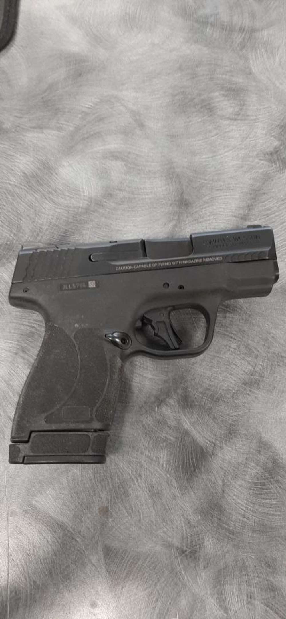 SMITH & WESSON PISTOL M&P9 SHIELD PLUS HOLSTER & EXTENDED MAG-img-1
