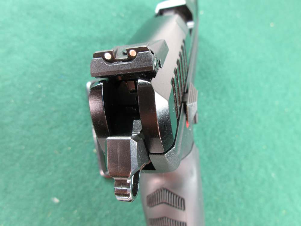 Ruger SR22 Pistol .22LR 3.5" brl. two 10 rd mags-img-8