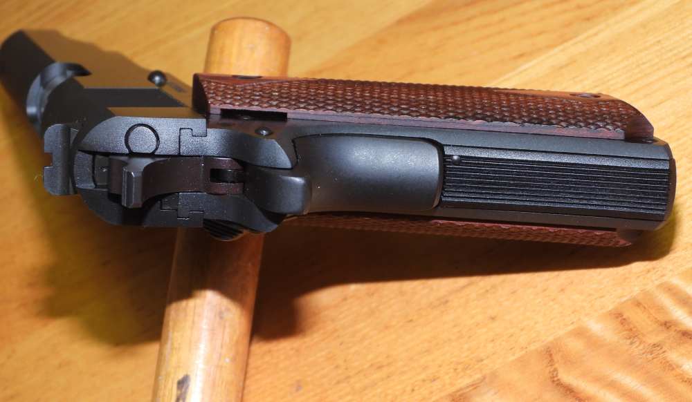 Colt 1911A1 Series 70, .45acp. No slide roll marks, sights installed.-img-4