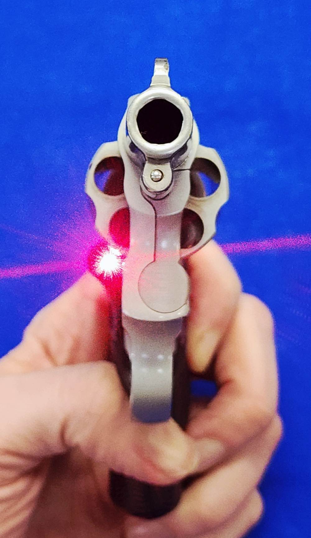 SMITH & WESSON 638-3 AIRWEIGHT .38 SPL +P 1.875" CT LASER, SHROUDED, EXC.-img-9