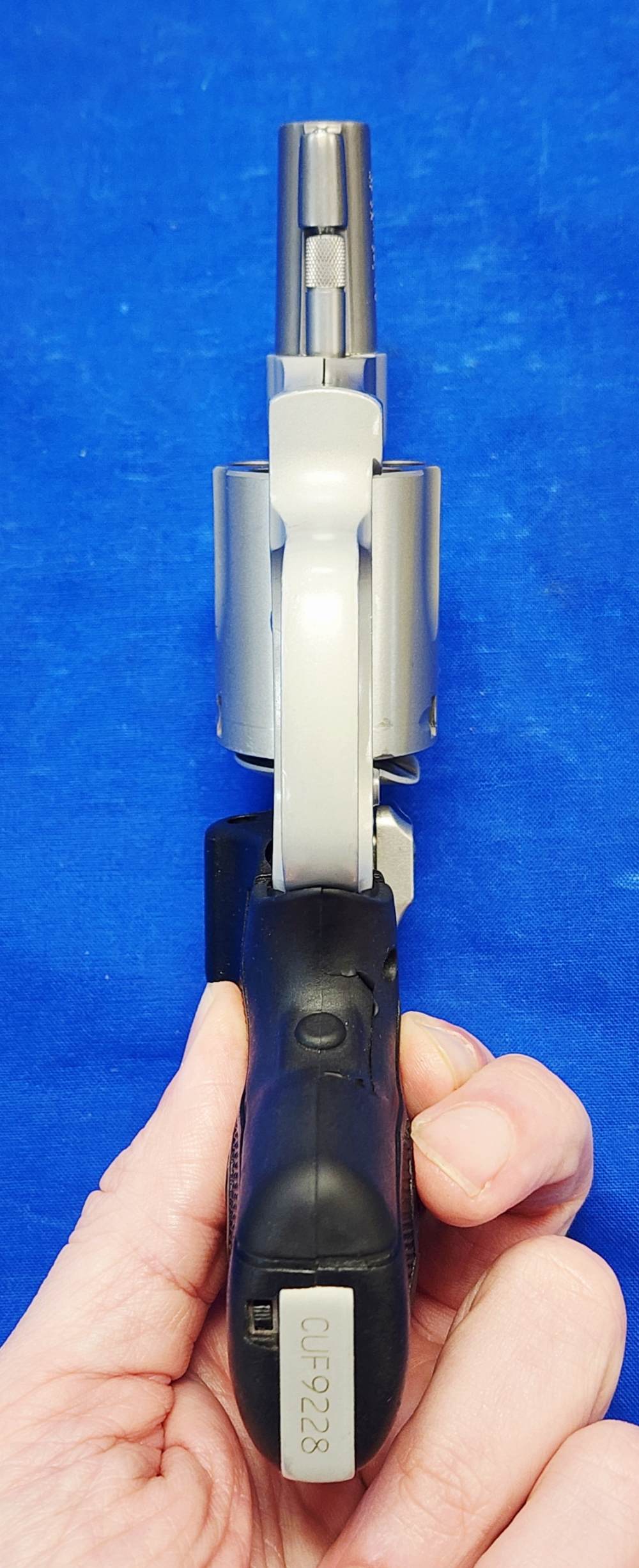 SMITH & WESSON 638-3 AIRWEIGHT .38 SPL +P 1.875" CT LASER, SHROUDED, EXC.-img-4