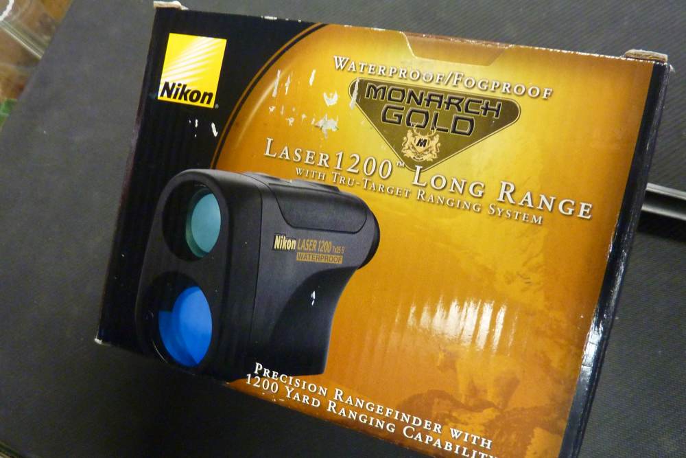 Nikon Monarch Gold Laser 1200 Range Finder-img-0