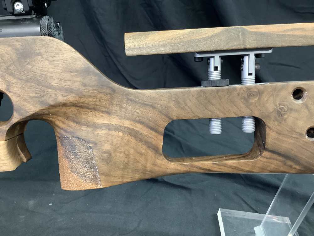 J.G. Anschutz 1827 Fortner .22lr Biathlon stock w/ 7 mags.-img-12