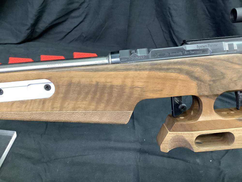 J.G. Anschutz 1827 Fortner .22lr Biathlon stock w/ 7 mags.-img-10