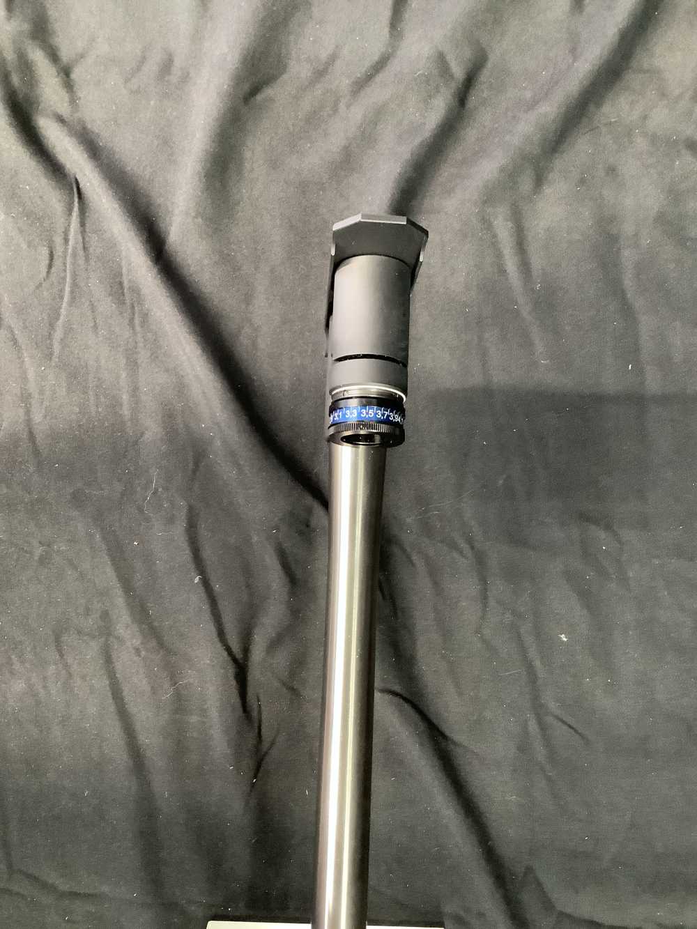 J.G. Anschutz 1827 Fortner .22lr Biathlon stock w/ 7 mags.-img-23