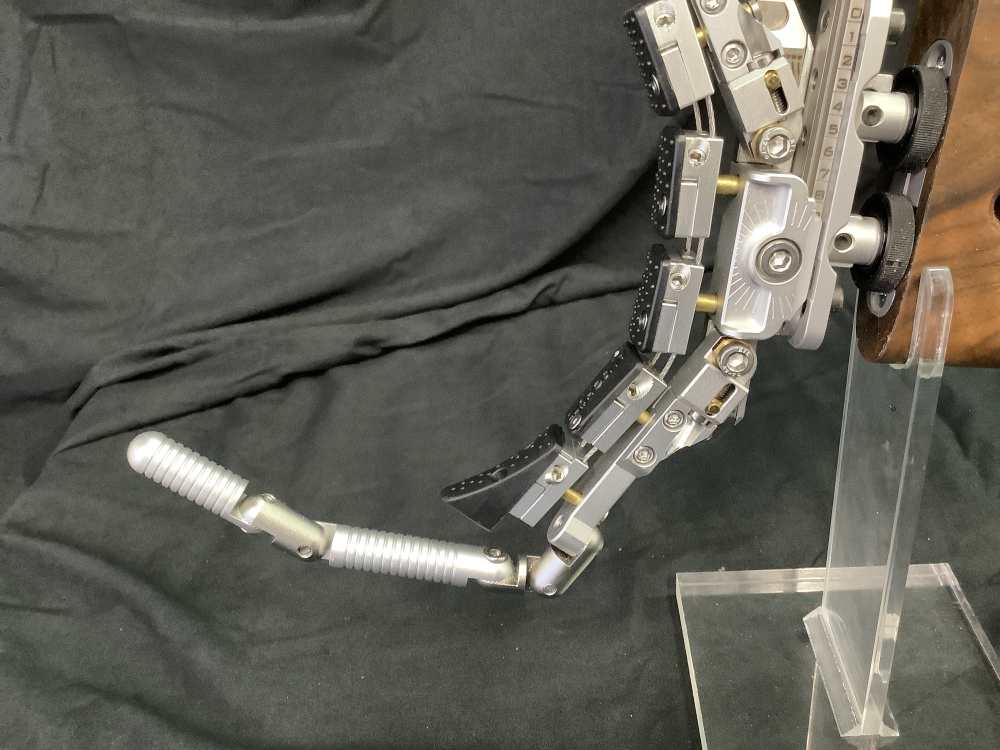 J.G. Anschutz 1827 Fortner .22lr Biathlon stock w/ 7 mags.-img-1
