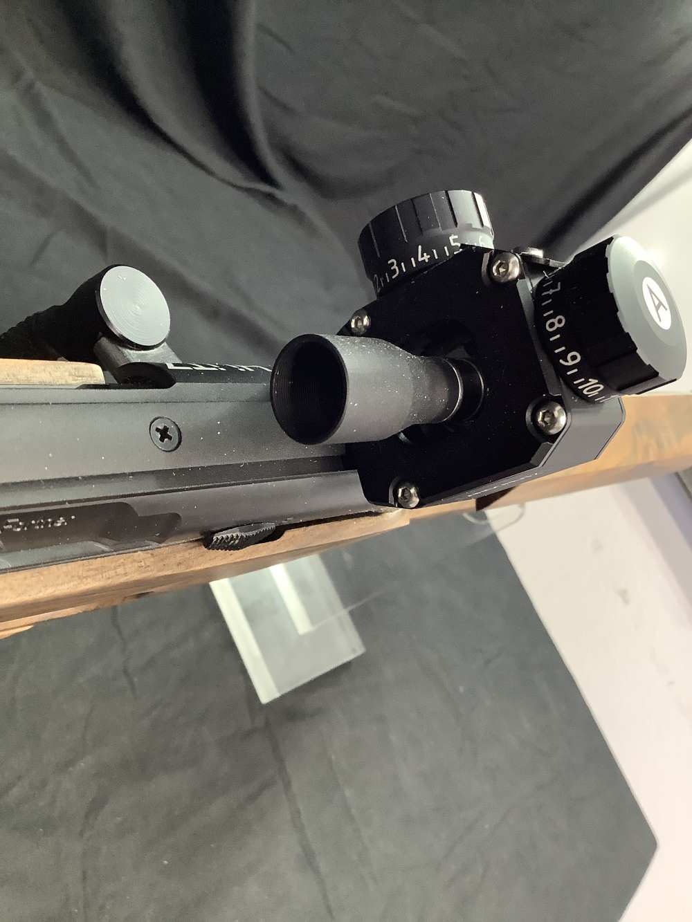 J.G. Anschutz 1827 Fortner .22lr Biathlon stock w/ 7 mags.-img-42