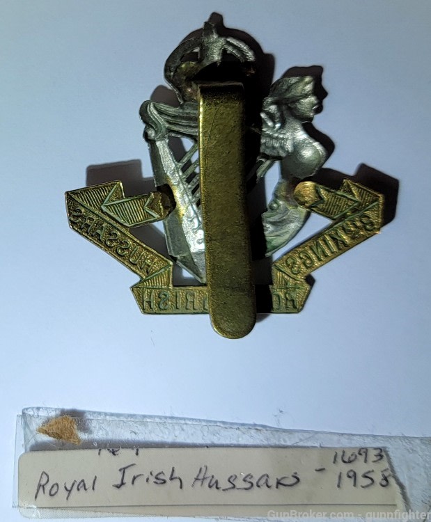Royal Irish Hussars  Badge / Insignia   1693-1958-img-1