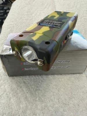 Stun Gun Flash Light Personal Protection -img-2