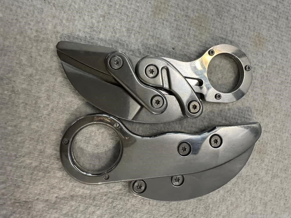 First Responder Emergency Karambit Folding Knife -img-5