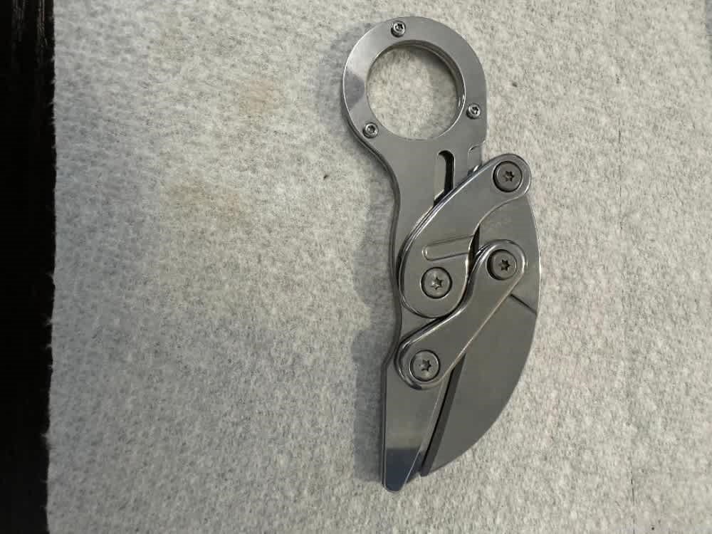 First Responder Emergency Karambit Folding Knife -img-4