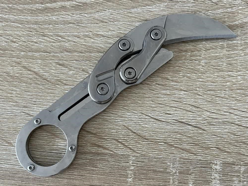 First Responder Emergency Karambit Folding Knife -img-1