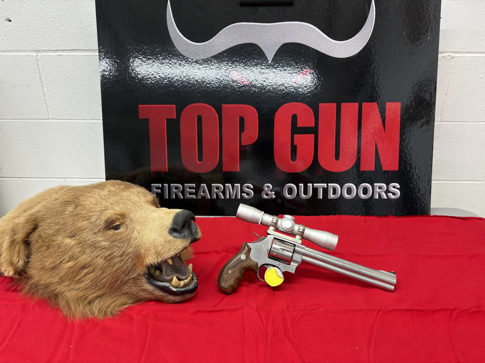AWESOME SMITH & WESSON 629-5 WITH LEUPOLD OPTIC-img-5